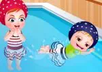 Bebê Hazel natação
