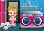 Baby Hazel Zeit um die Wäsche zu waschen