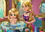 Bañar al bebé de Rapunzel